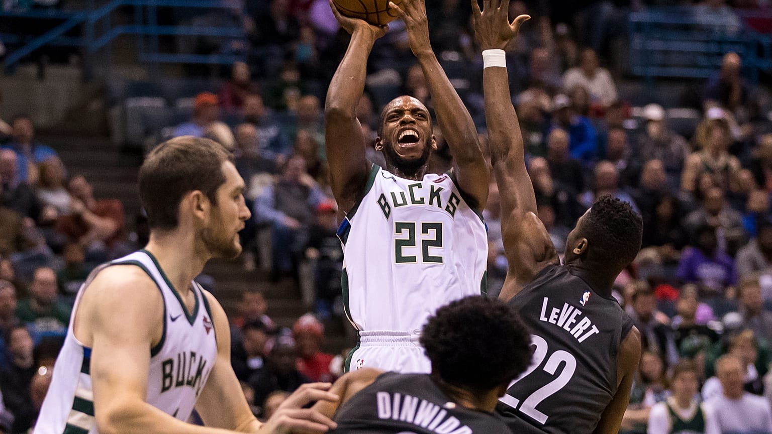 Bucks'tan önemli bir deplasman galibiyeti