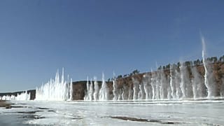 انفجار در یک رودخانه یخی در شمال شرقی چین