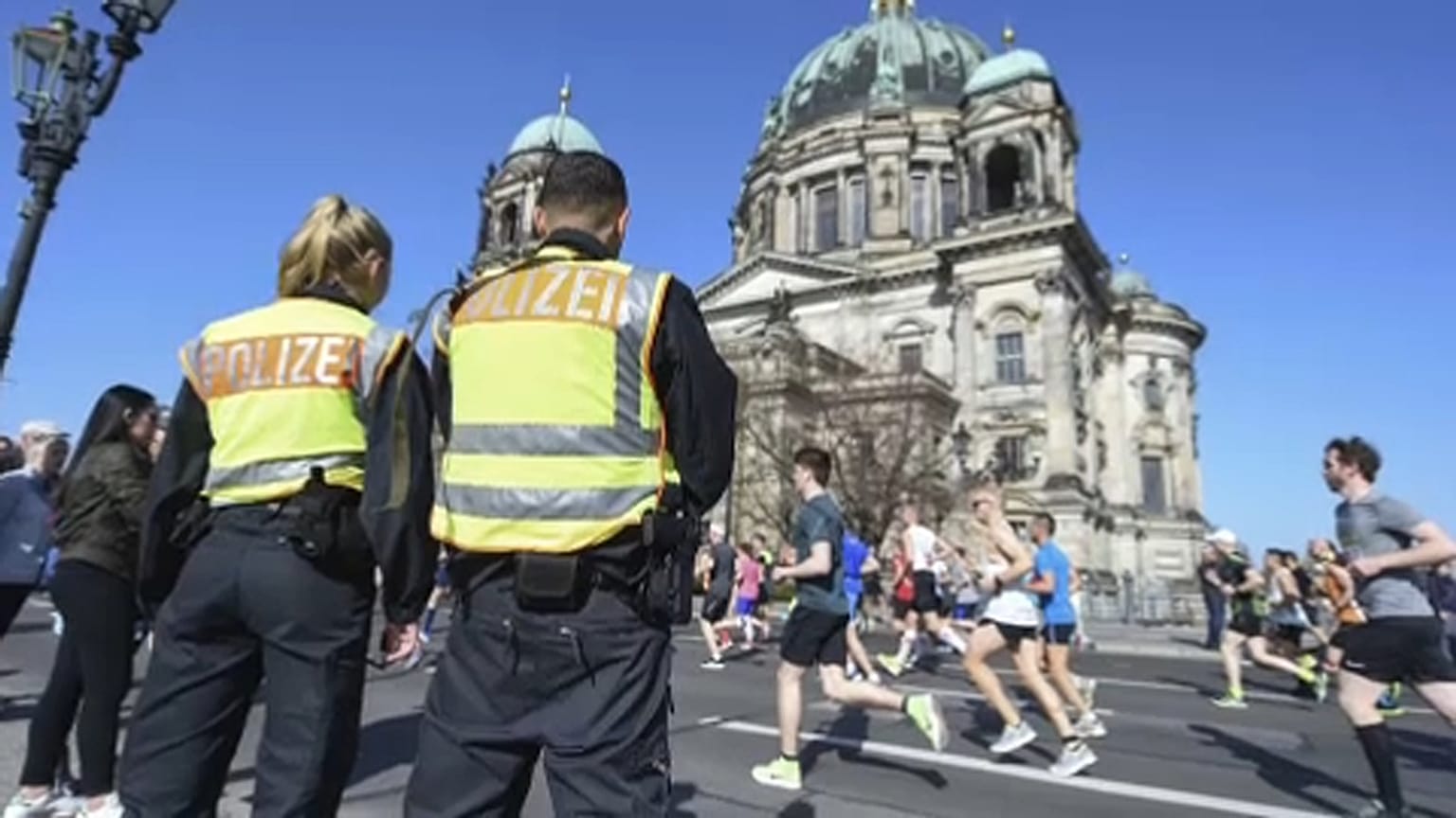 Berlin: terrortámadást hiúsítottak meg