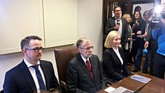 Συμφωνία για αυξήσεις στο παρά πέντε της απεργίας