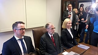 Συμφωνία για αυξήσεις στο παρά πέντε της απεργίας