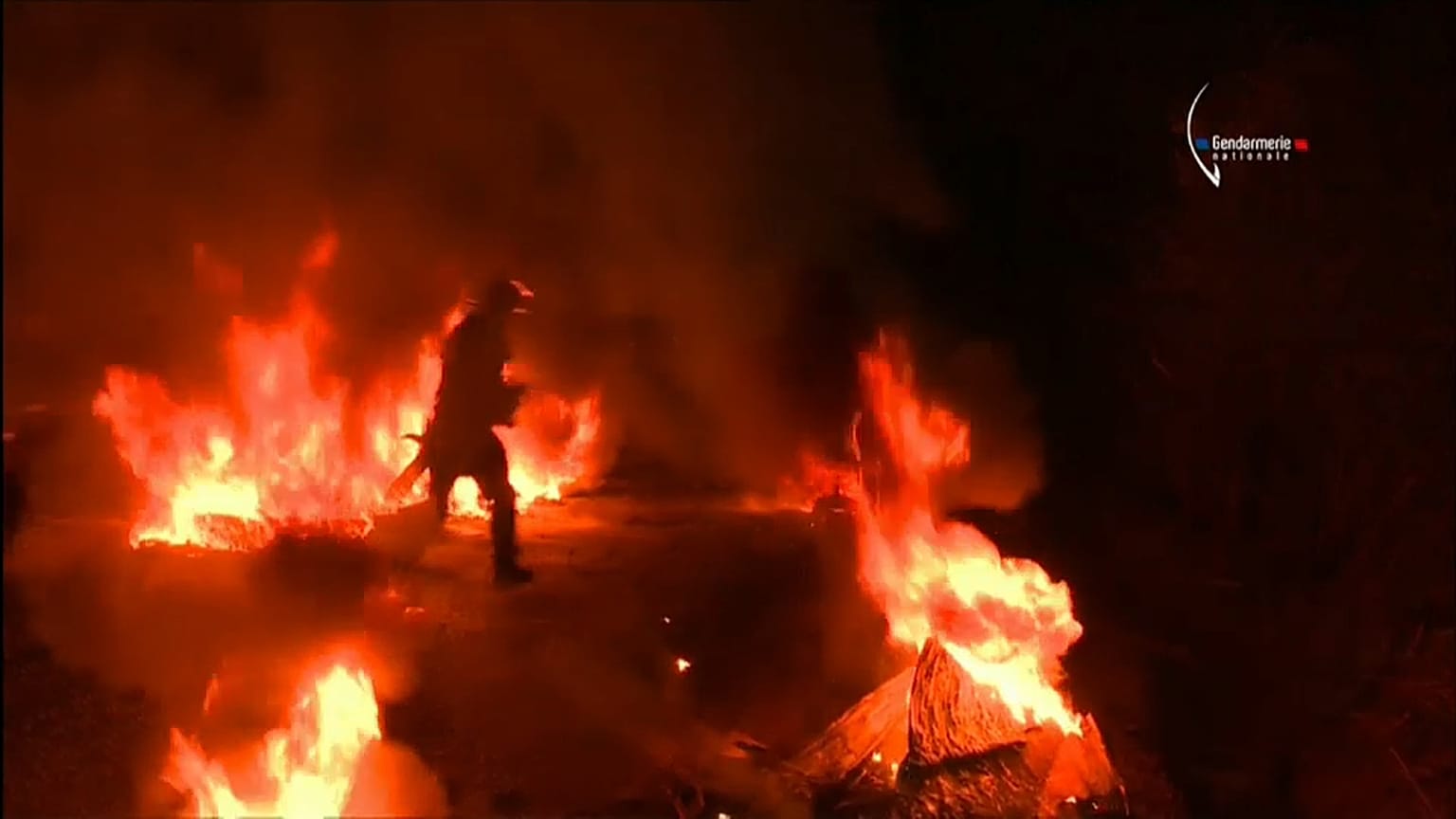 2.500 Gendarmen räumen Protestlager bei Nantes