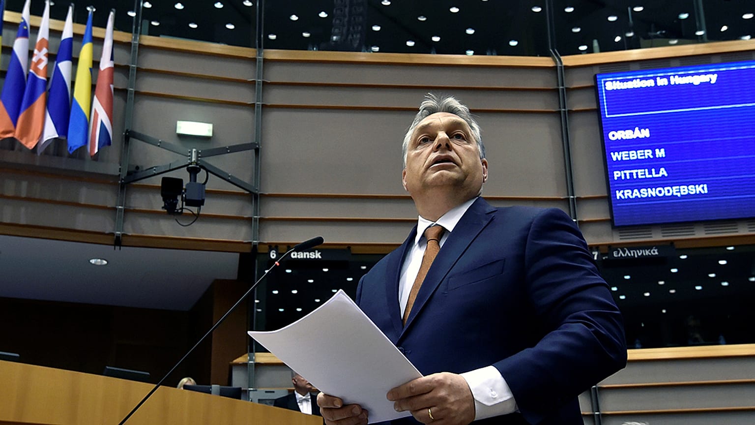 Orbán Viktor az EP plenáris ülésén tavaly áprilisban