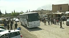 Syrien: Rebellen und Zivilisten beginnen Abzug aus Duma
