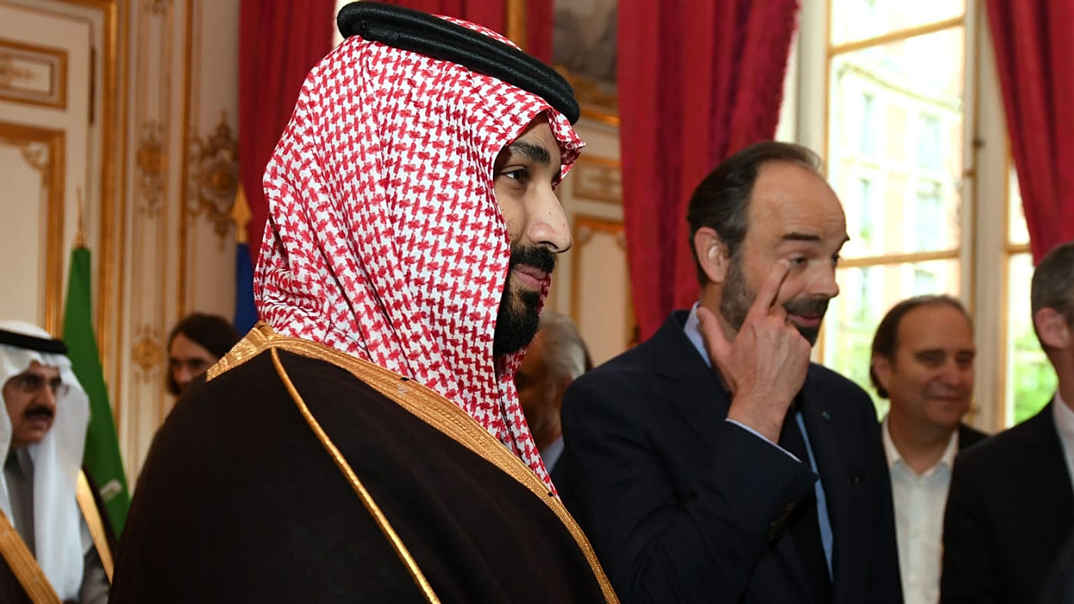 استقبال ادوارد فیلیپ نخست وزیر فرانسه از محمد بن سلمان در پاریس