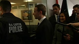 Facebook в преддверии слушаний в Сенате
