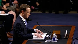 El presidente de Facebook entona el 'mea culpa'