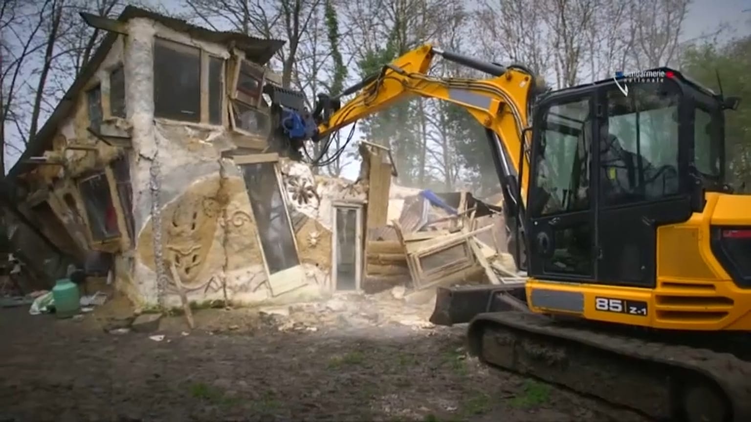 Notre-Dame-des-Landes : heurts entre zadistes et gendarmes