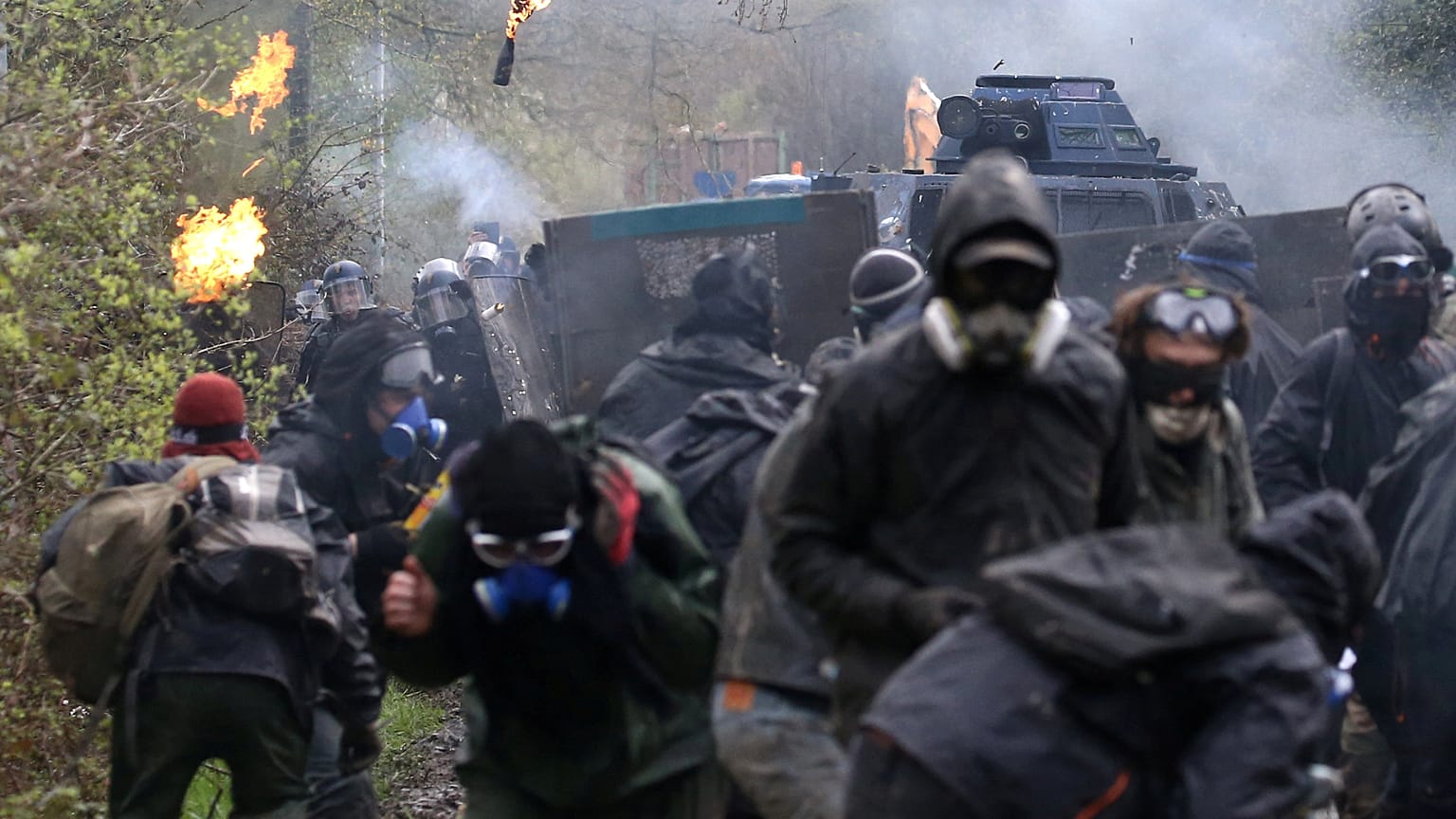 Forte carga policial em Notre-Dame-des-Landes