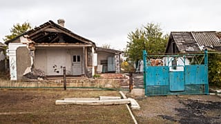 Sur la ligne de front : reconstruire des vies brisées à l'est de l'Ukraine