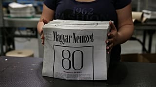 Ουγγαρία: Τίτλοι τέλους για εφημερίδα της αντιπολίτευσης