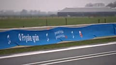 Die "singende Straße" trifft auf taube Ohren in Jelsum