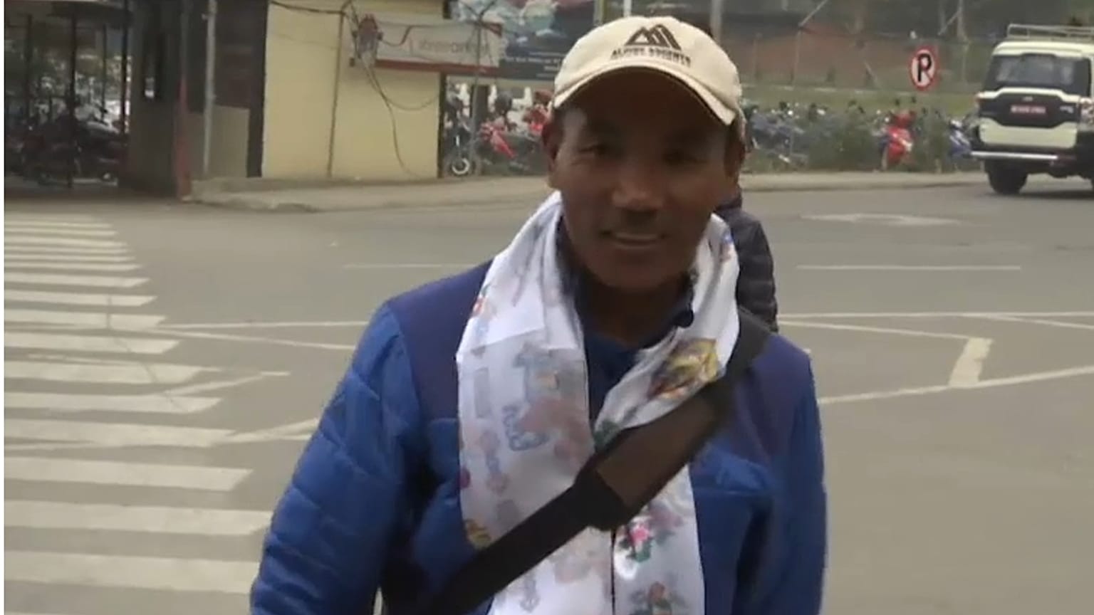 Rekordversuch: Sherpa will zum 22. Mal auf den Everest