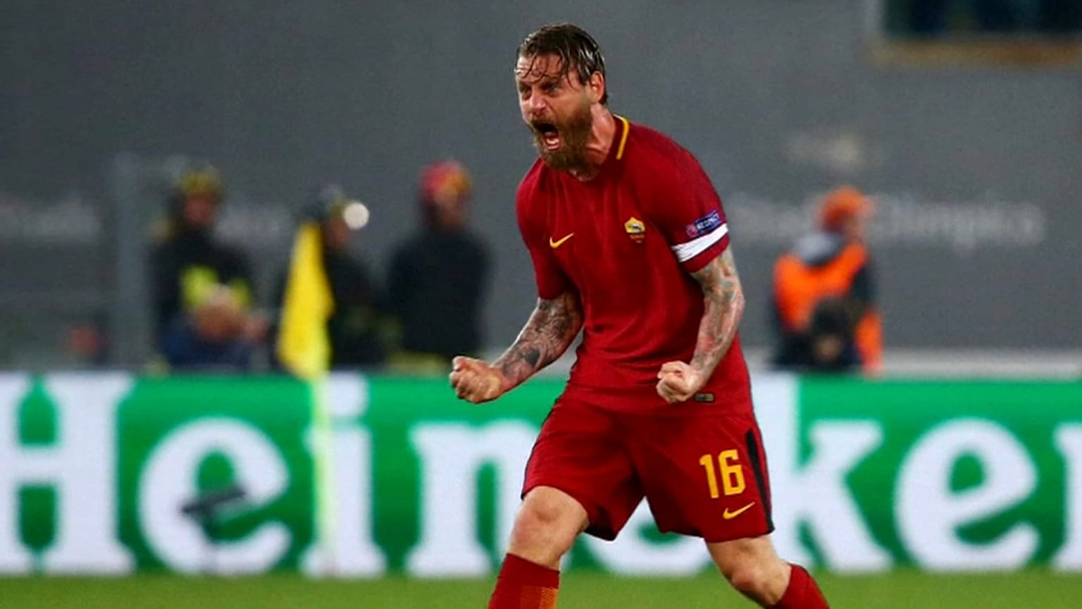 La Roma hace historia ante un Barça nulo