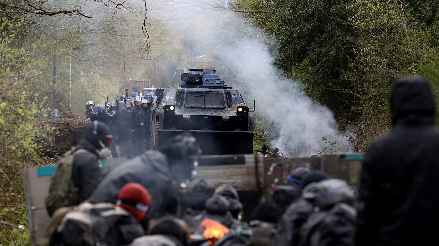 ZAD : "spirale de violence" après trois jours d'évacuation
