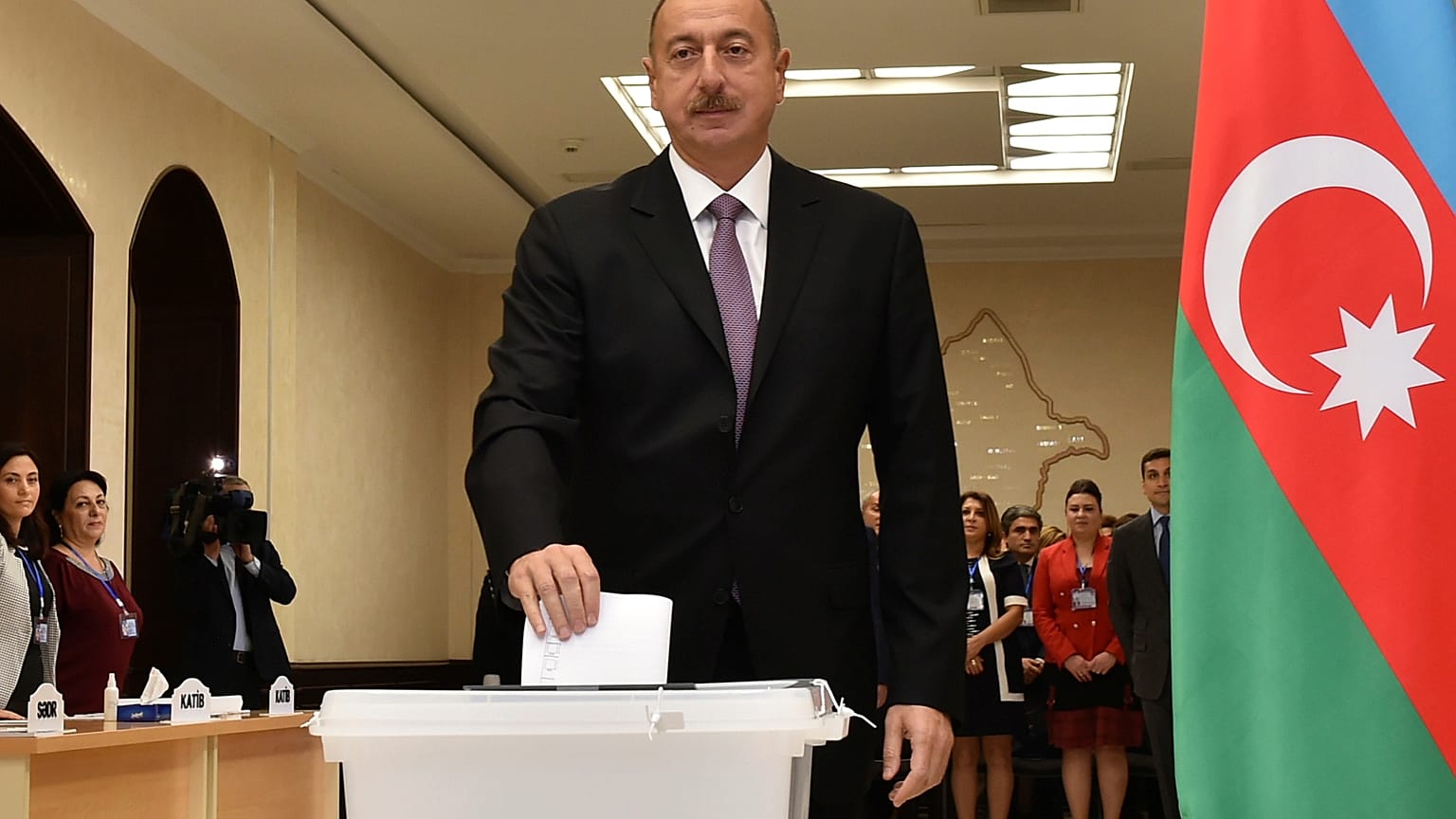 Azerbaycan’da sürpriz yok Aliyev 4. kez cumhurbaşkanı