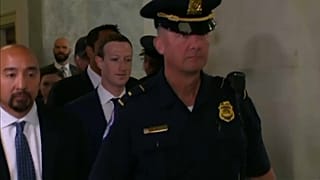 Цукерберг "не против" регулирования интернета и соцсетей