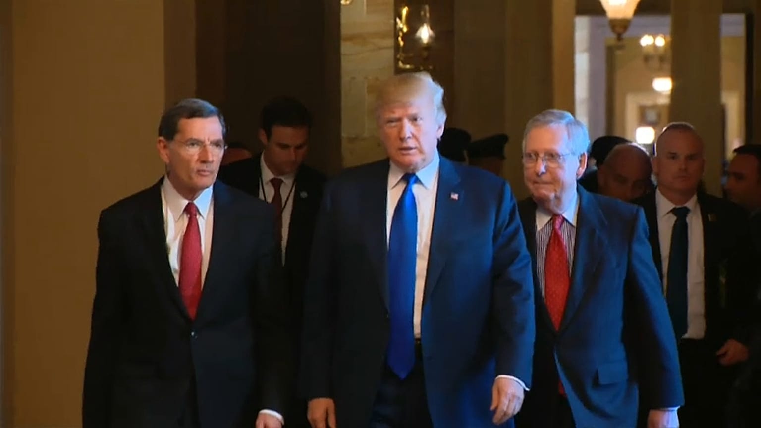 Beyaz Saray Trump'ın Rusya tehditlerini yumuşattı