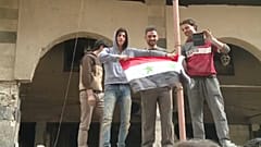 Polícia militar russa patrulha ruas de Douma