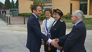 Macron diz ter provas de ataque químico na Síria
