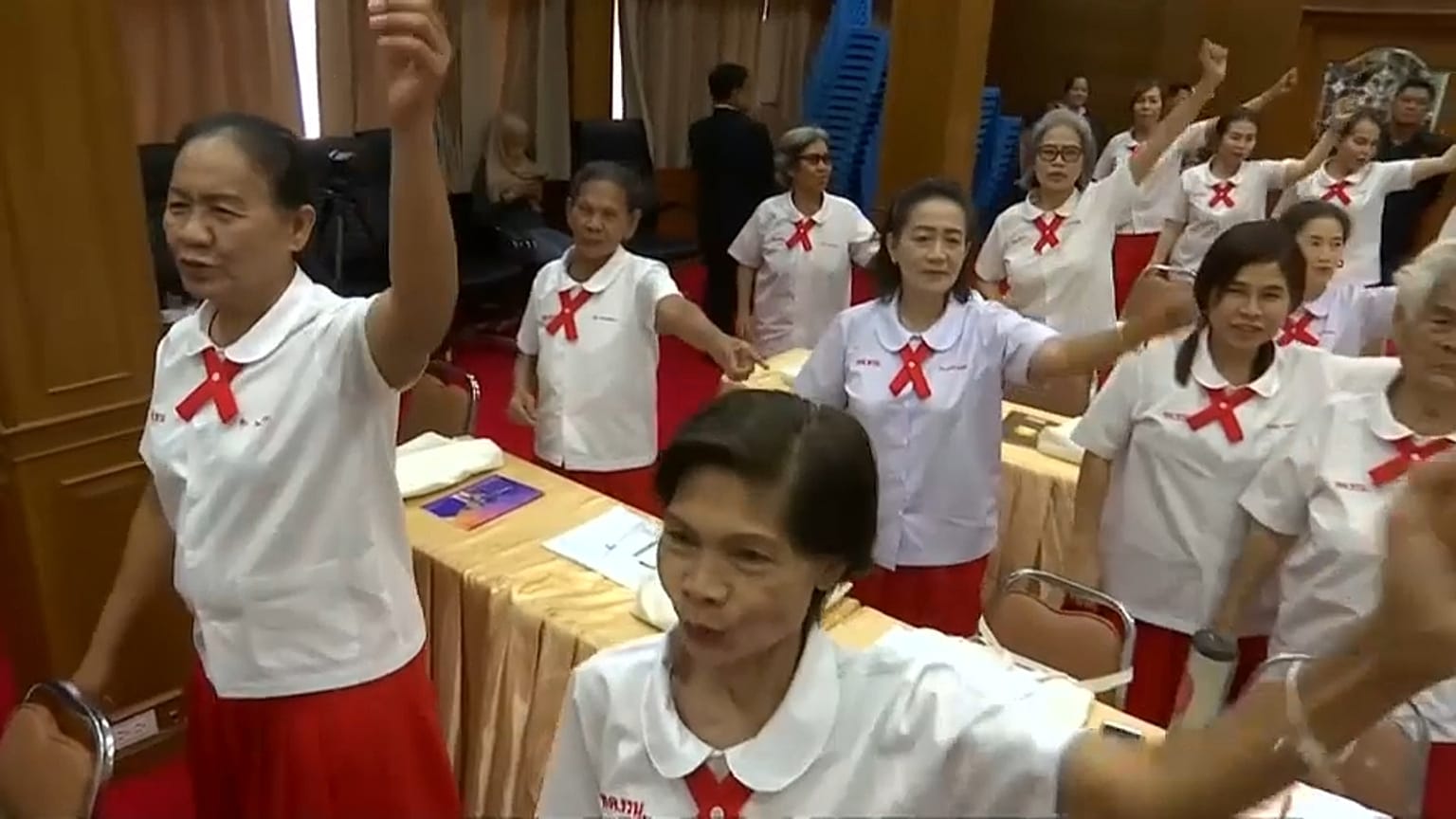 La vuelta al cole para los ancianos de Tailandia