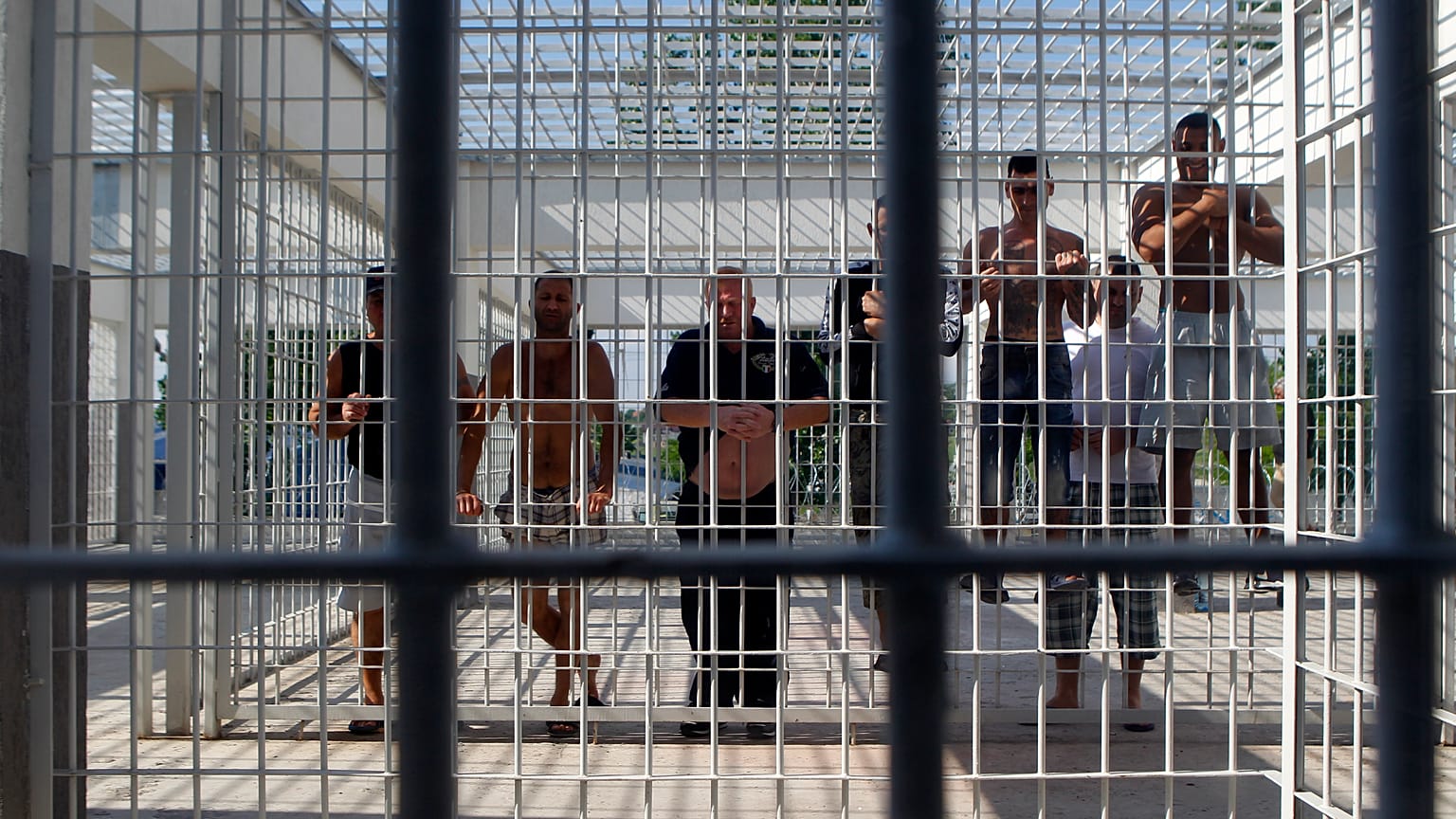 Romanian minister wants his country's criminals in Swiss jails sent home