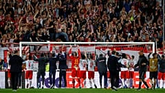 RB Salzburg players salute their fans after the match v Lazio