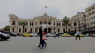 Saldırı tehdidi altındaki Şam'da hayat normal seyrinde