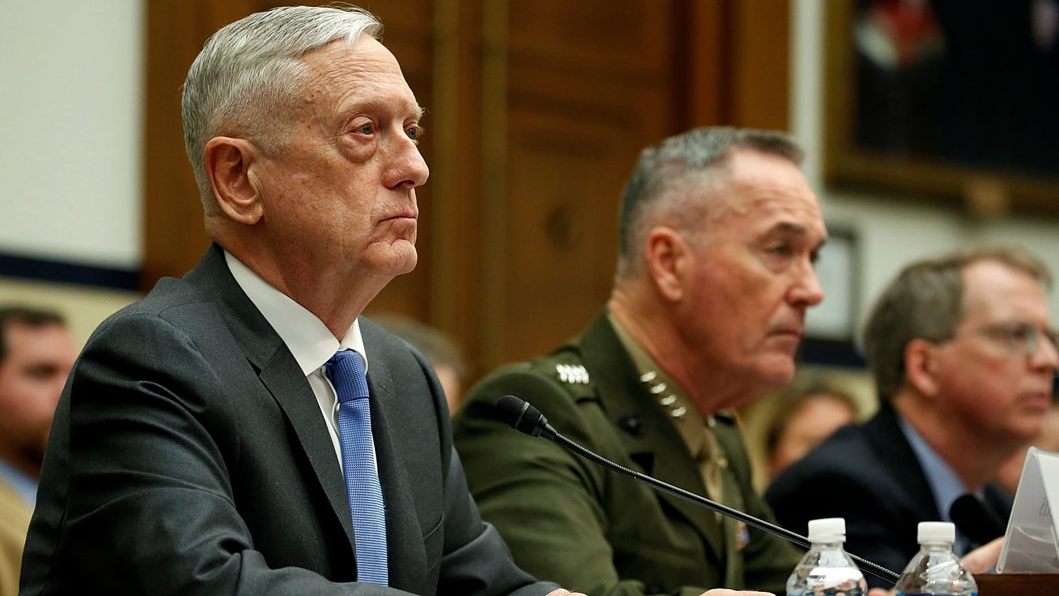 Mattis: Suriye'ye askeri saldırı düzenleme konusunda henüz karar almadık
