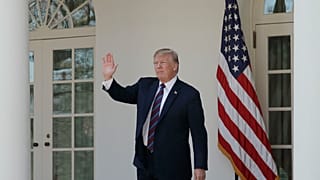Trump admite possível regresso ao TPP 