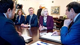 Με ανοιχτή ατζέντα το ανεπίσημο δείπνο Ανασταδιάδη - Ακιντζί τη Δευτέρα