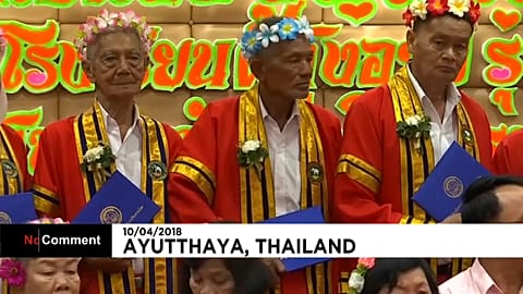 Thaïlande : retour à l'école pour les seniors