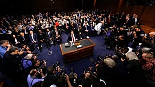 Former FBI director compares Trump to mobster