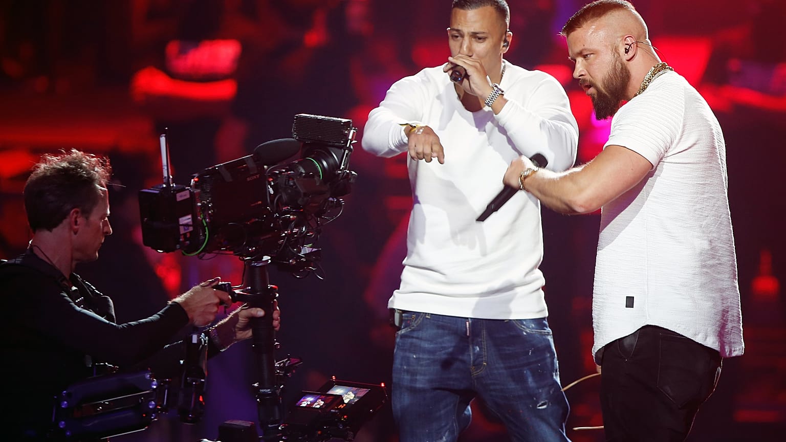 Antisemitismus prämiert? Es hagelt Kritik gegen ECHO für Rapper Kollegah und Farid Bang
