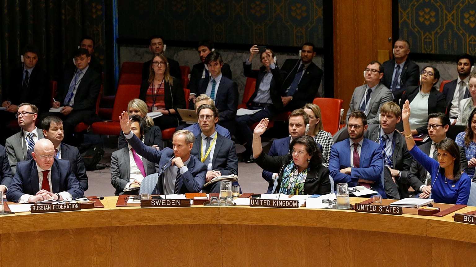 US 'locked and loaded' for new chemical attacks