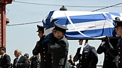 Το τελευταίο «αντίο» στον ήρωα σμηναγό