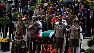 Winnie Mandela, l'hommage de la nation