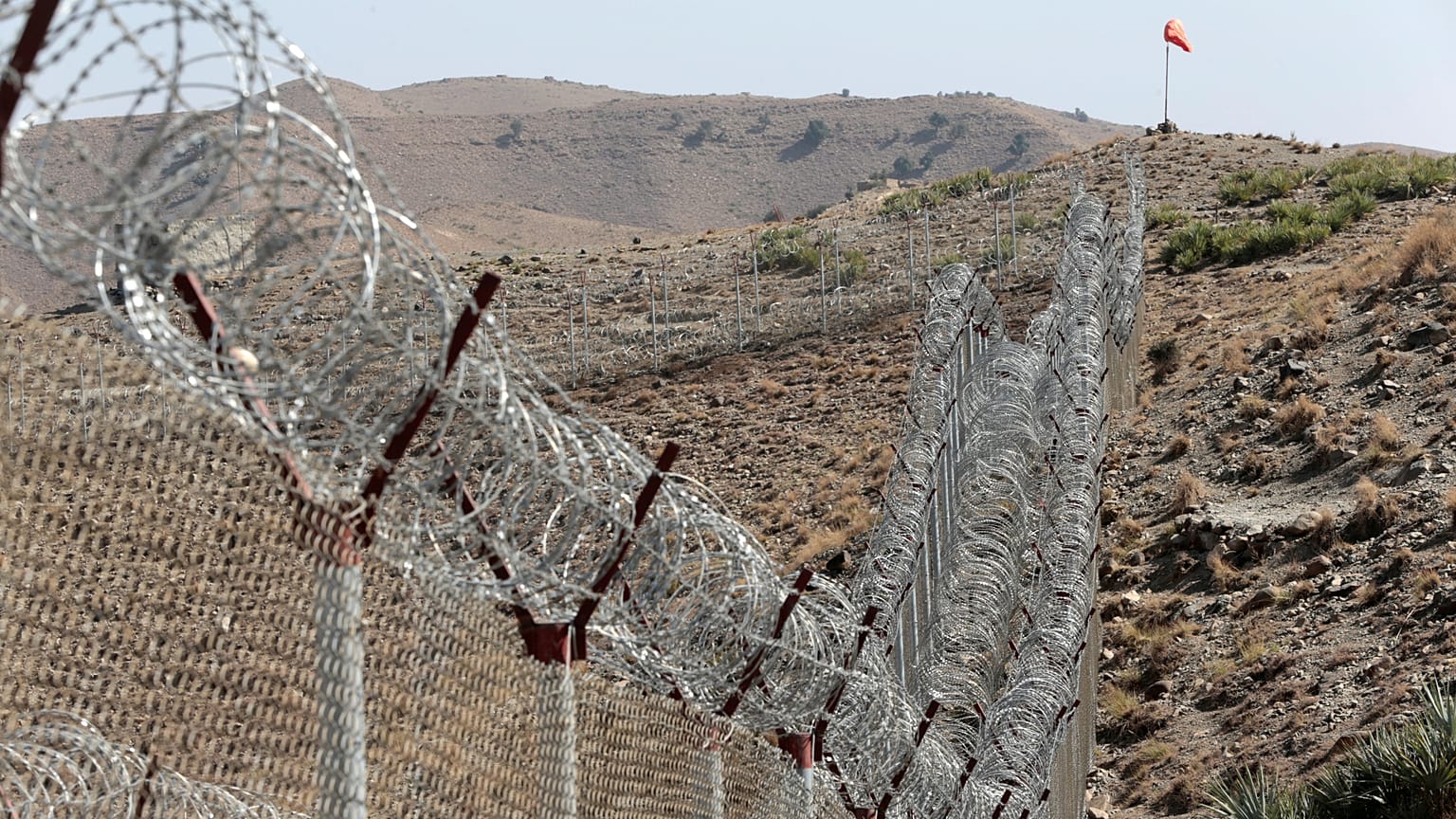 Afganistan ile Pakistan arasında çatışma: Can kayıpları var