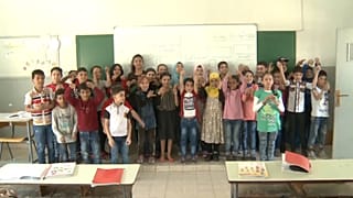 أطفال سوريين في مدرسة الشياح الابتدائية الرسمية - إحدى ضواحي بيروت