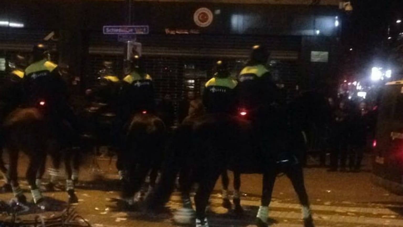 Türk konsolosluğuna saldırı planlayan 4 kişi yakalandı