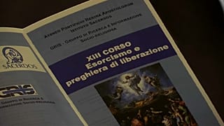 A Roma il corso di esorcismo... anche al telefono