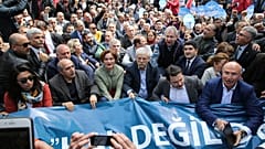 CHP'den OHAL'e karşı oturma eylemi