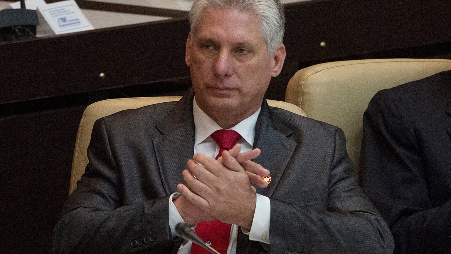 Miguel Díaz-Canel: un castrista para después de los Castro