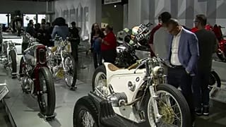 Έκθεση τροποποιημένων μηχανών