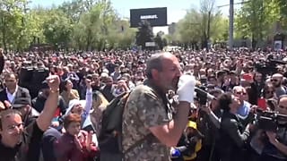 L'opposition arménienne dans la rue