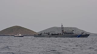 Çipras'tan bayrak krizine yanıt: Sınırlarımızı tartışmayız