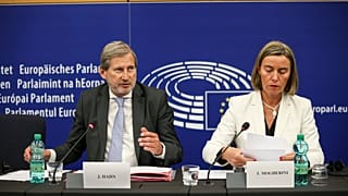 La Commission européenne évoque deux nouvelles adhésions