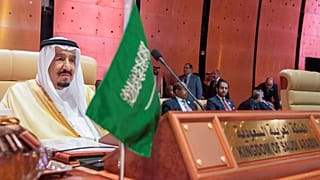 الملك سلمان يستقبل الكردينال توران في أول زيارة لمسؤول كاثوليكي كبير للسعودية
