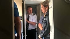 Explosion de moteur : le sang-froid de la pilote du Boeing
