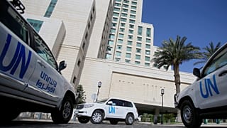 UN security attack stops inspectors entering Syrian town